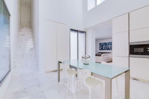 Villa M30 - Luxury Villa Front Golf - Private Pool