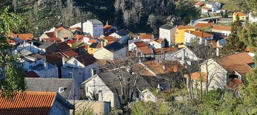 Casa Na Serra, Sabugueiro