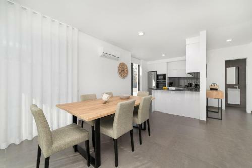 Casas Da Baia - Luxury Villa With Jacuzzi - Sch 052