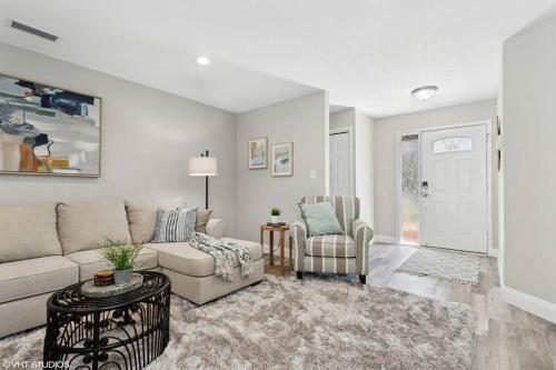 Palm Harbor Home 5br, Screen Lanai, Pool, Hot Tub