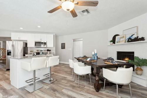 Palm Harbor Home 5br, Screen Lanai, Pool, Hot Tub