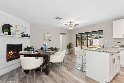 Palm Harbor Home 5br, Screen Lanai, Pool, Hot Tub