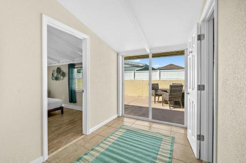 Family Getaway Pool Patio Fire Pit Walk To The Beach