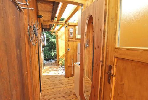 Privater Wohnwagen Mit Pool, Fuerstenberg See 10711