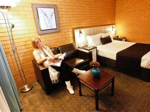 Rivercity Motel