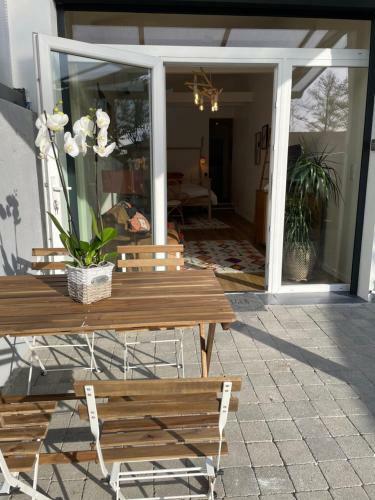 Apartamento Grand Studio Avec Terrasse, Wifi, Netflix Et V�los