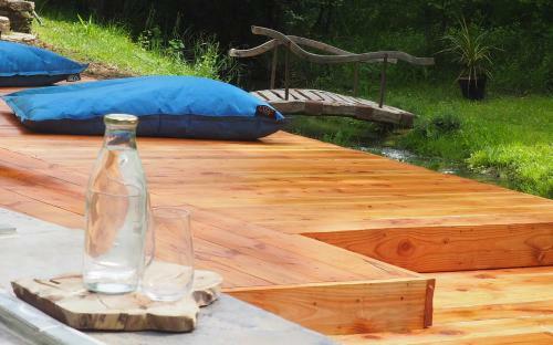 Bed & Breakfast Moulin Bas, Pr�s de La Rivi�re