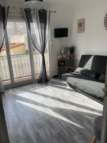 Apartamento Joli Studio Proche de La Mer