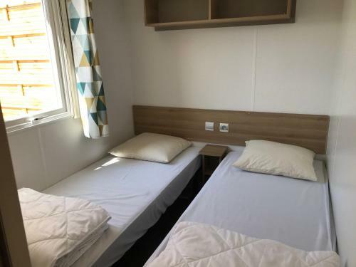 Mobil Home Camping Mar Estang Bord de Plage
