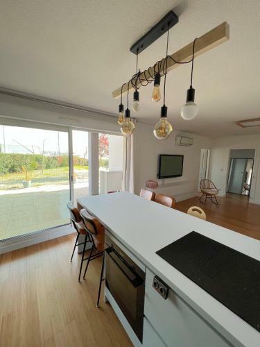 Apartamento Superbe, Face Aux Bateaux - 2ch + Jardin - Marina