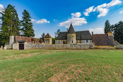 Villa Avec Piscine Sur Le Domaine D'un Ch�teau