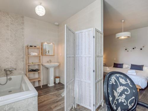 Holiday Home Villa M�nec
