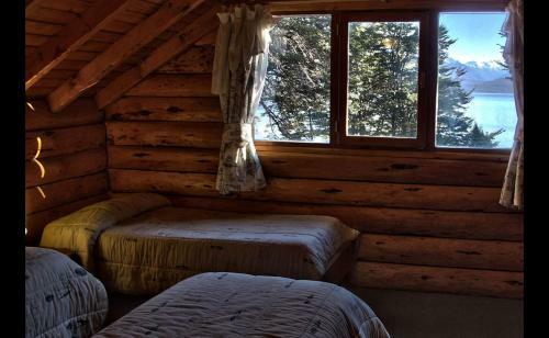 Lodge Caba�as Brazo Huemul