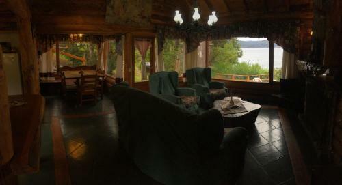 Lodge Caba�as Brazo Huemul