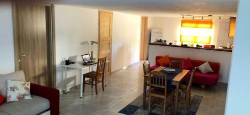 Apartamento Domus Aurea - Appartamento Intero Ed Indipendente Con Giardino