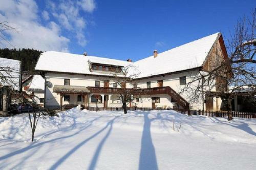 Hostal Apartments Su?nik