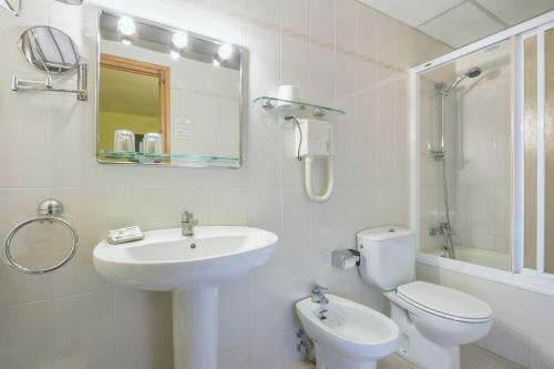 Hotel Farr� D'avall