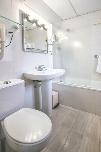 Hotel Farr� D'avall