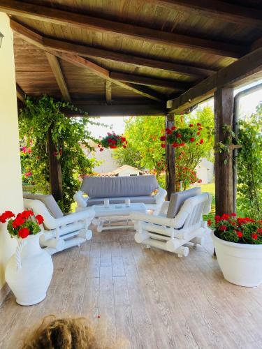 Villa Chanel Garden Relaxation Home