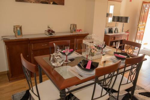 Zizis Place