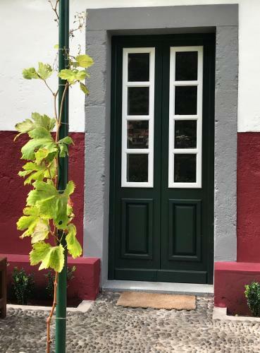 Casa Oliveira Esmeraldo - Guest Houses