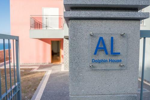 Villa Dolphin House