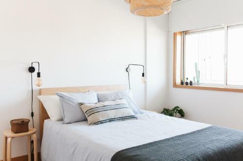 Cozy Panoramic Apartment Near Metro Station