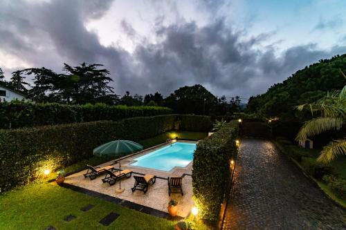Casa Do Pinheiro With Shared Swimming Pool