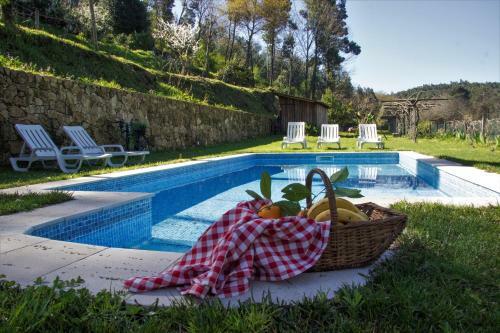 Casa Do Ribeiro/ Quinta Da Costeira