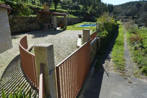 Casa Do Ribeiro/ Quinta Da Costeira