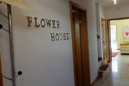 Flowerhouse