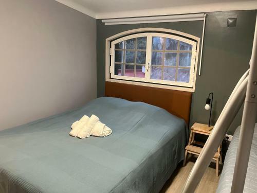 Sun House - Near Sintra - Triple Rooms - Kitchen - Pool