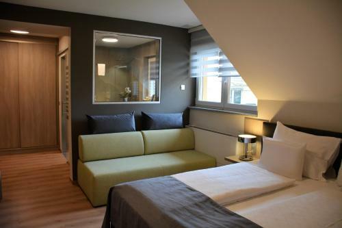 Hostal Motel Pri Lesniku