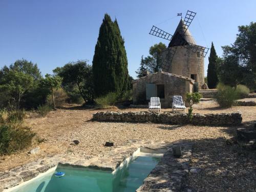 Moulin De Ma�tre Cornille
