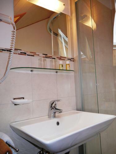 Hostal Kurbad Und Landhaus Siass