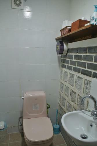 Hostal Namhyeondang Hanok Guesthouse