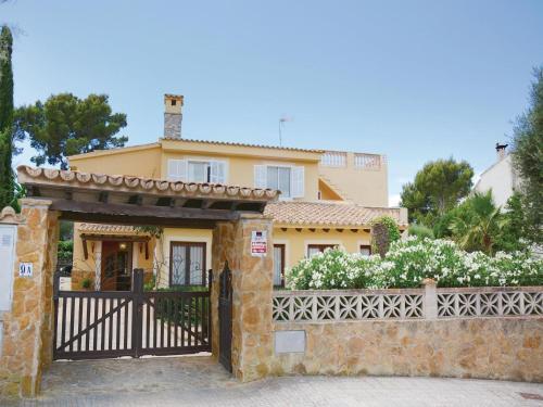 Holiday Home Calle De Randa