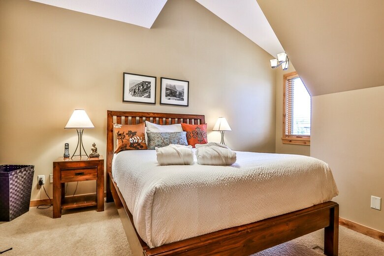 Aparthotel Spring Creek Vacations - Rundle Cliffs Lodge