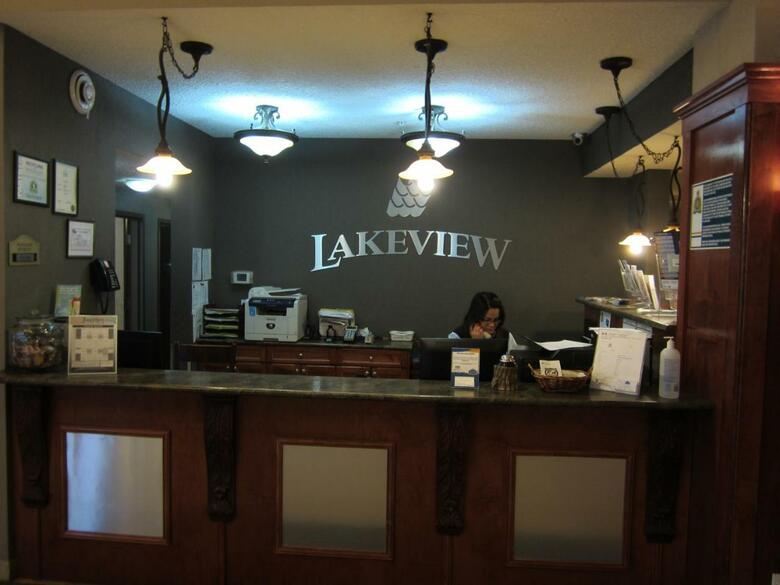 Hotel Lakeview Inn & Suites - Fort Nelson