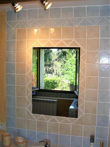 Bed & Breakfast Le Mas de La Cigale Bleue, Caumont Sur Durance