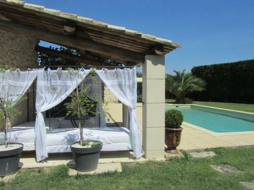 Appartement Dans Mas Proven�al Avec Piscine