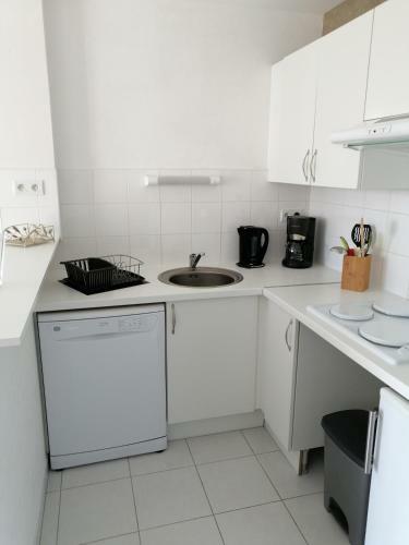 Apartamento 150m de La Plage - Apt En R�sidence Avec Parking
