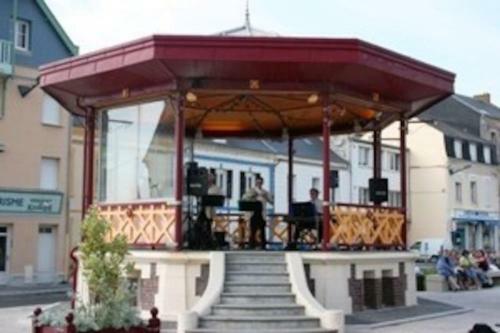 Apartamento Studio Cosy � 200m de La Plage Baie L'�vasion