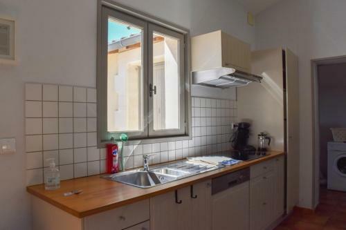 Maison Avec Piscine Priv�e Tennis Aire de Jeu