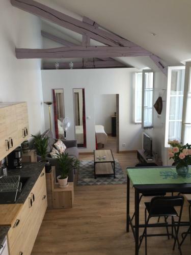 Apartamentos Fen�tres Sur Cour
