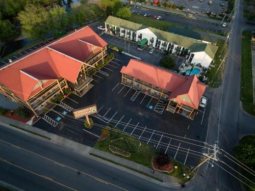 Hotel Timbers Lodge - Pigeon Forge