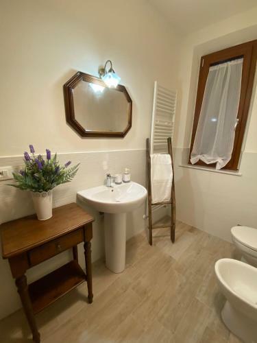 Casa Corte Cristofano Sulla Via Francigena
