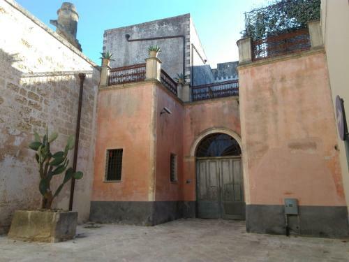 Hostal Castle XVIII Near Sea