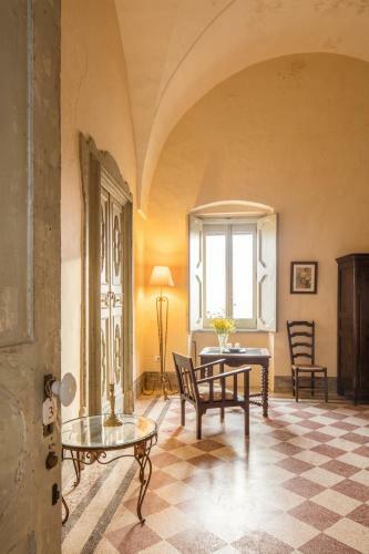 Hostal Castle XVIII Near Sea