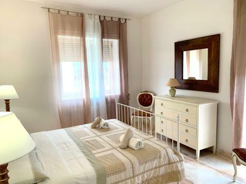 Le Rose Suite Apartments